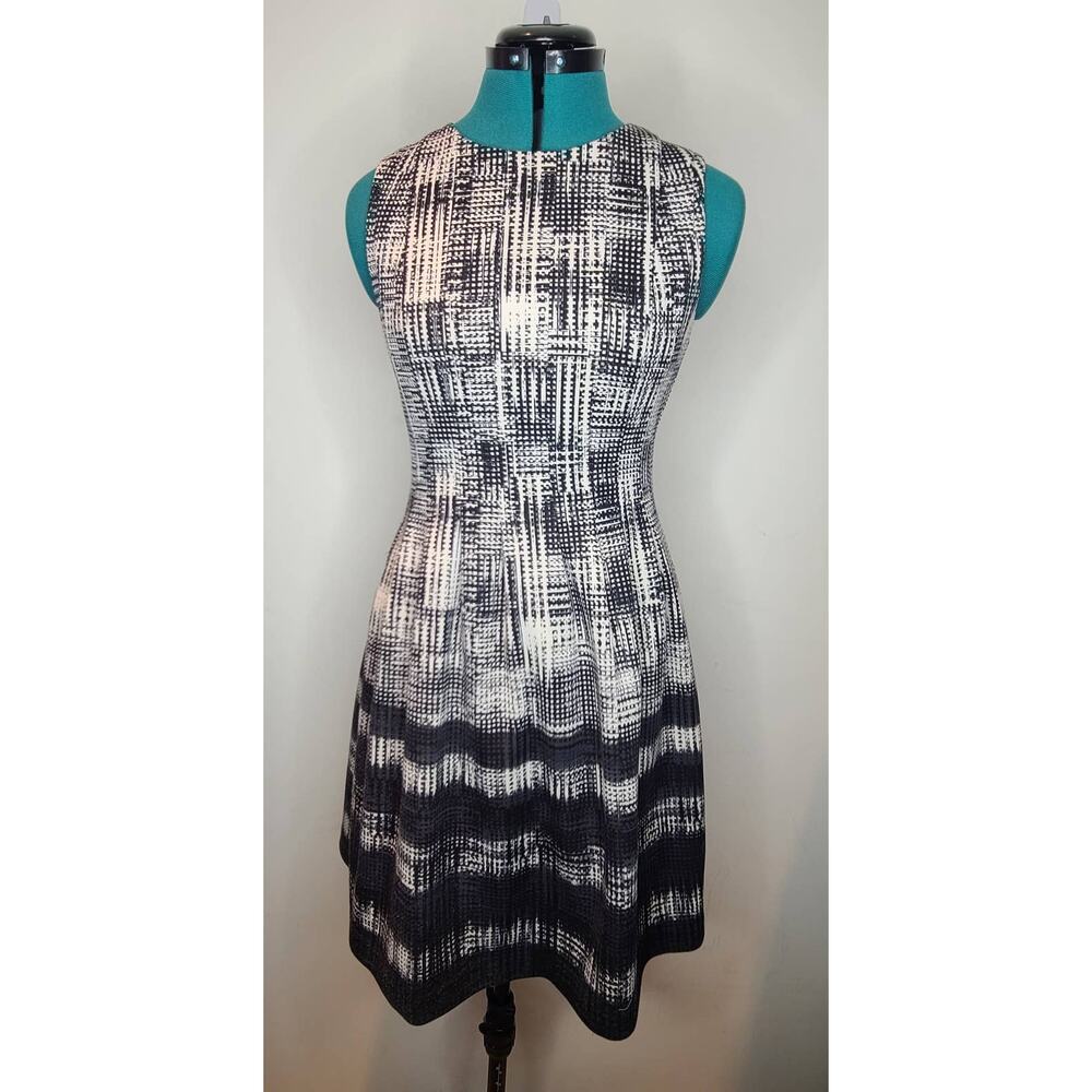 Vince Camuto fit flare black white sleeveless dress with pockets - 2